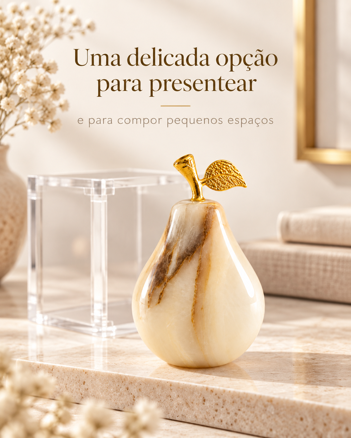 Kit Maçã Decorativa Clara em Ônix Paquistanês com Caixa Acrílica 8x8x8 cm