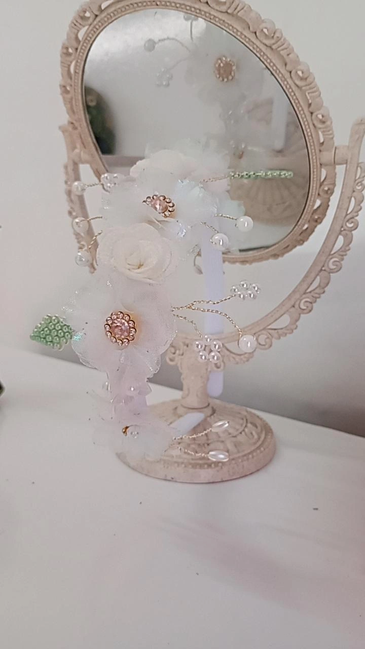Tiara Floral 01